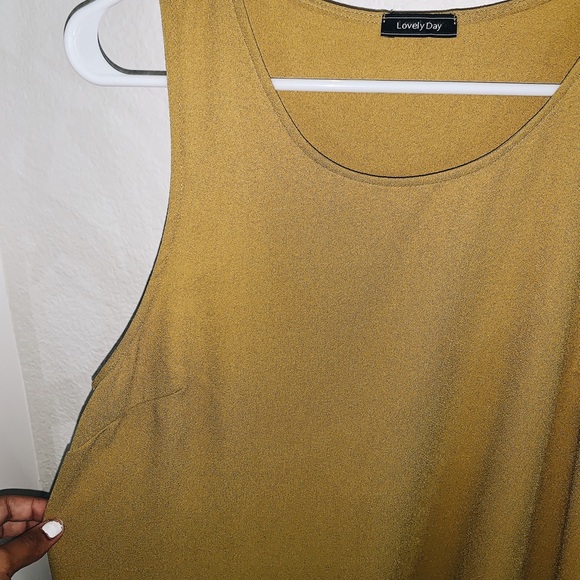 MUSTARD YELLOW FLOWY DRESS - Picture 3 of 3
